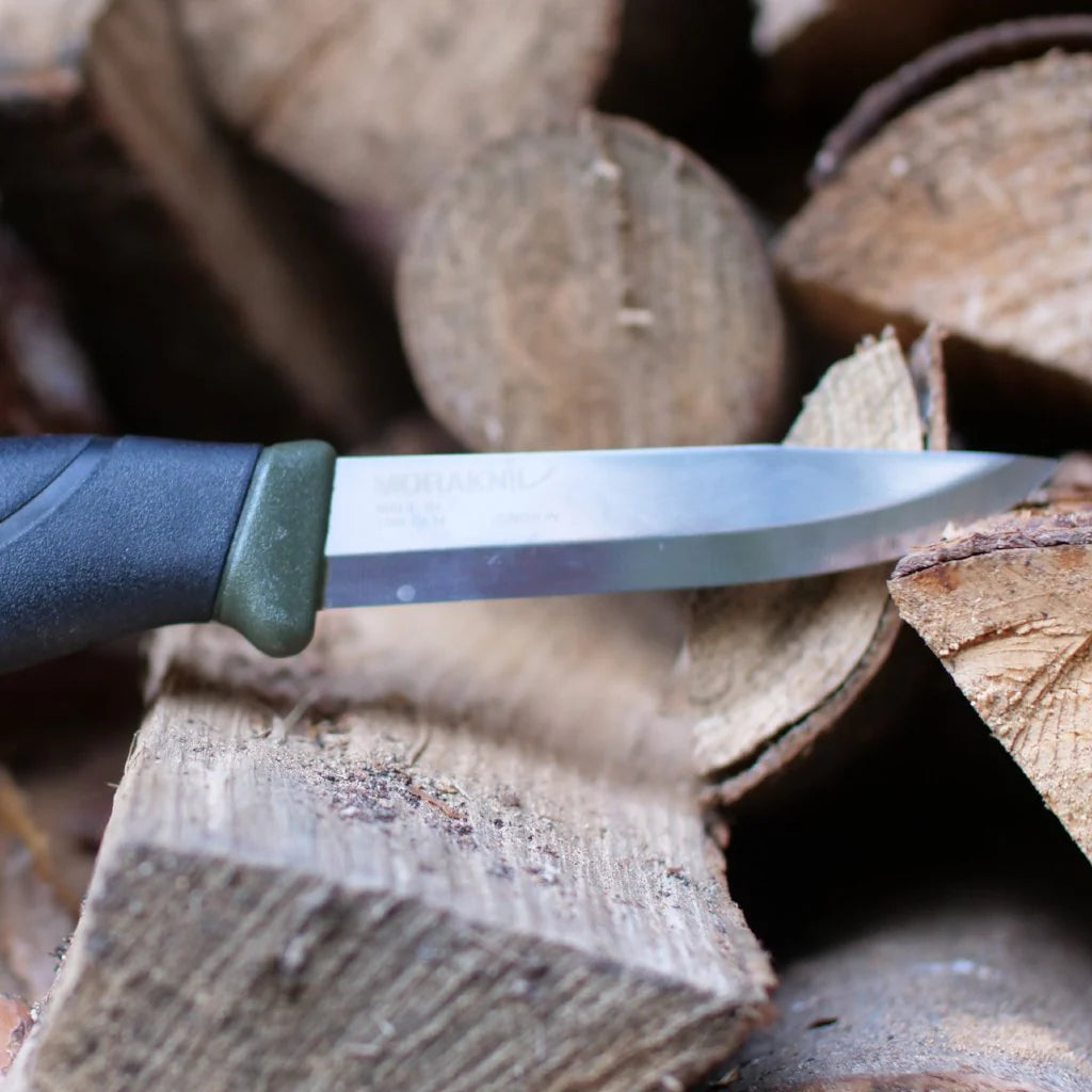Mora Companion Heavy Duty